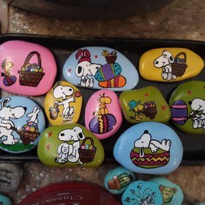 Snoopy Easter Rocks